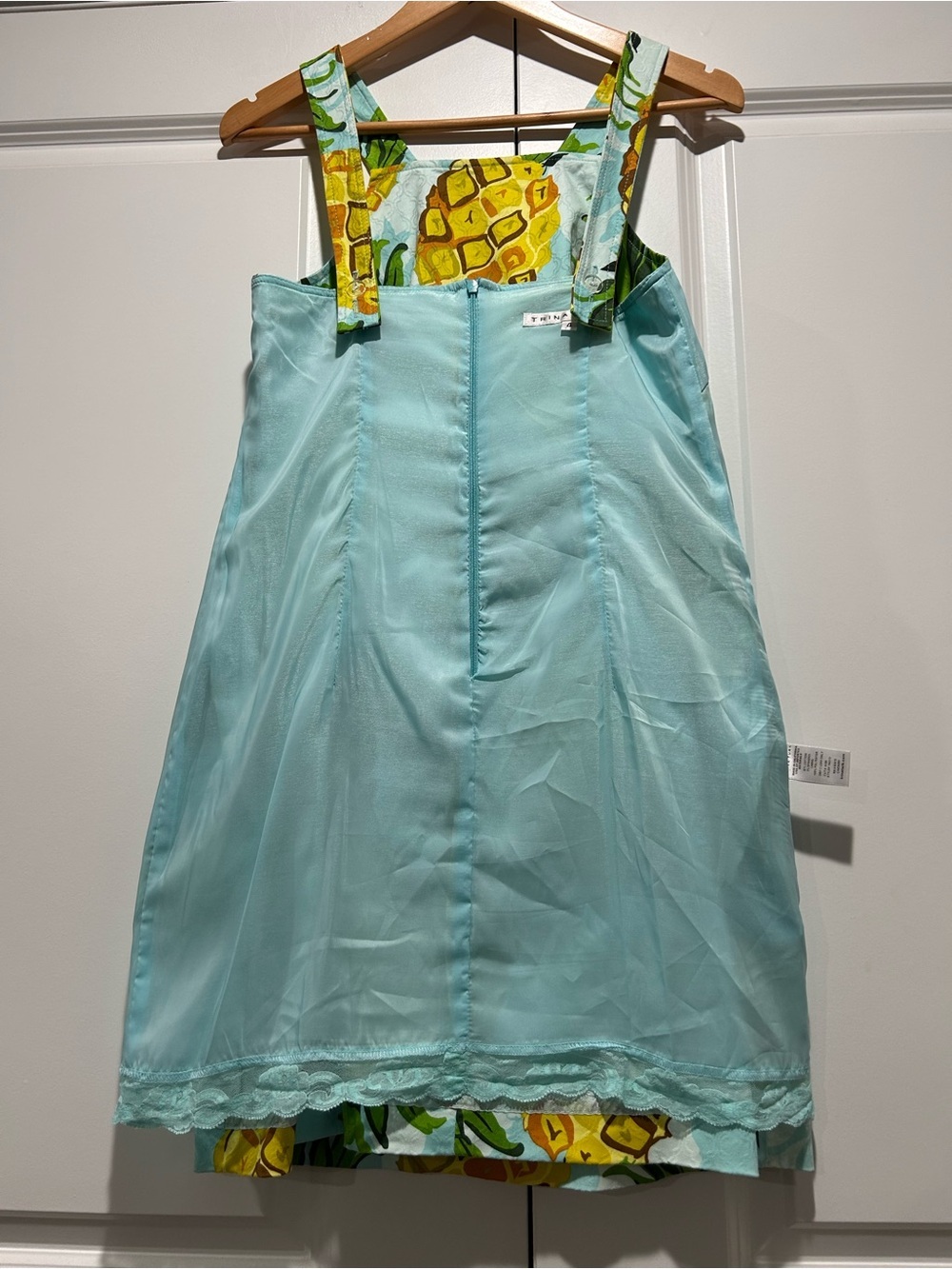 Trina Turk Pineapple Dress Turquoise Yellow Sundress
Adjustable Straps Size4 - Picture 10 of 10